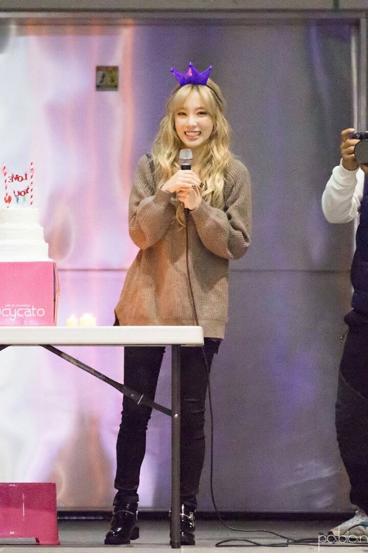 여전히 우리를 보고 웃는 태연이좋다 | 인스티즈