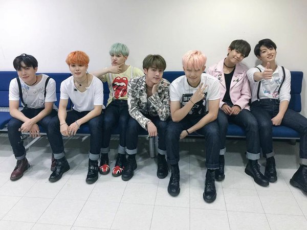 요즘 10대 여학생들한테 인기쩌는 아이돌맴버.jpg | 인스티즈