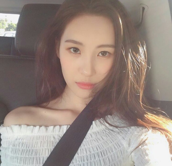 오늘자 선미 인스타 업뎃 | 인스티즈