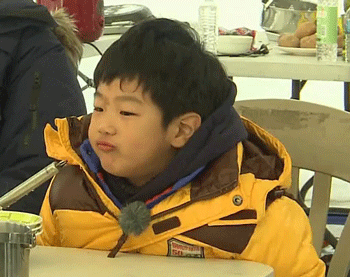 [아빠어디가] 준수가 크면 여자들에게 인기많을것같은 이유.jpg | 인스티즈