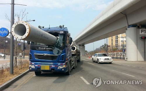 화물차 급정거가 위험한 이유 . jpg | 인스티즈