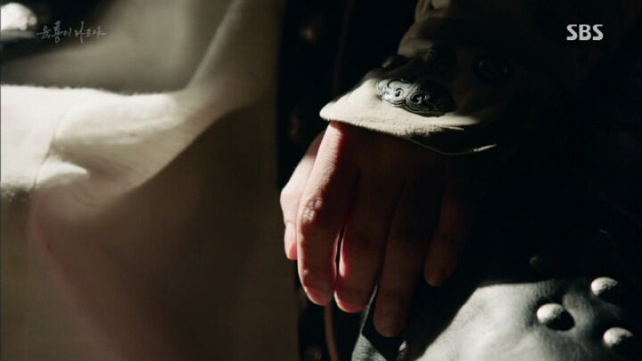 [육룡이나르샤] 이방원(유아인)×조영규(민성욱) 볼때마다 오열하는 장면들-스압주의 | 인스티즈