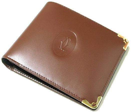 20대 남성들이 보편적으로 들고다니는 지갑들 | 인스티즈