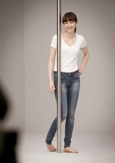 청바지가 잘 어울리는 여자들은 이쁘다 | 인스티즈