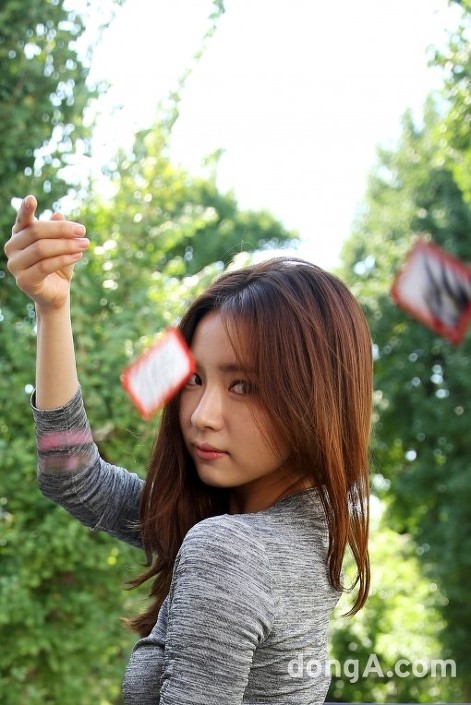 다시 봐도 웃긴 신세경 인터뷰 사진 | 인스티즈