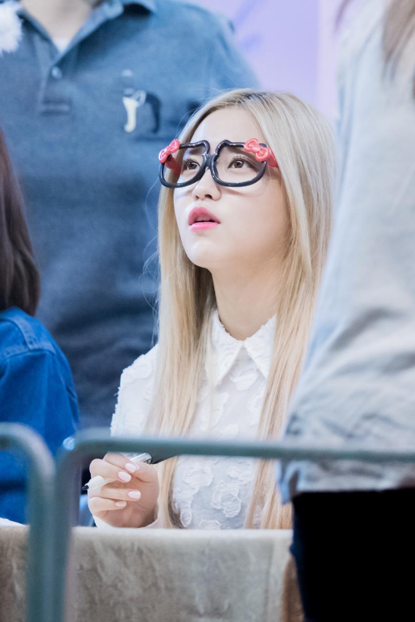 [레드벨벳] 급식 두번 먹었는데 세번 먹었다고 소문퍼져서 억울한 예리미 | 인스티즈