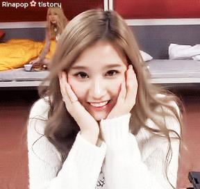 트와이스 사나.gif | 인스티즈