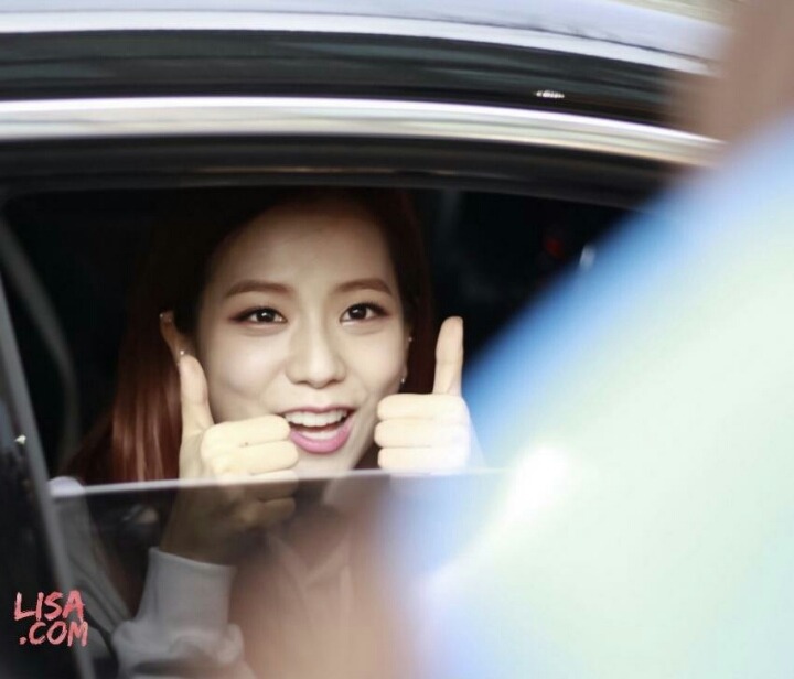 오늘자 블랙핑크 지수 퇴근길.gif + 직찍 | 인스티즈