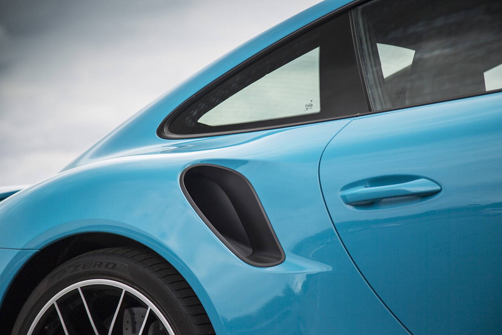 포르쉐 911 터보 | 인스티즈