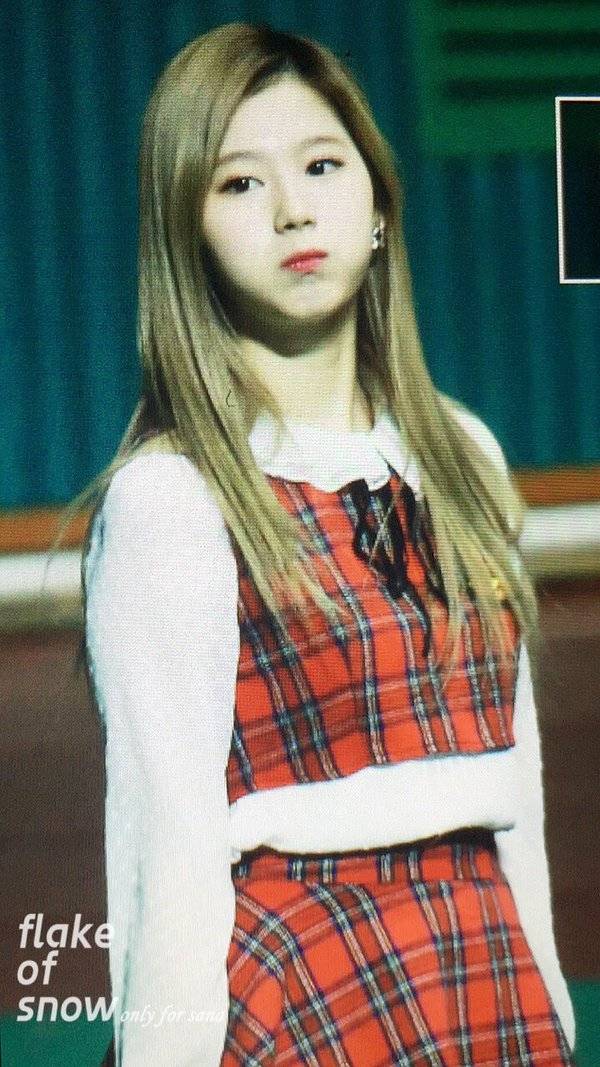 남덕몰이 멤버라고 불리는 트와이스 사나 여초덕들 반응... | 인스티즈