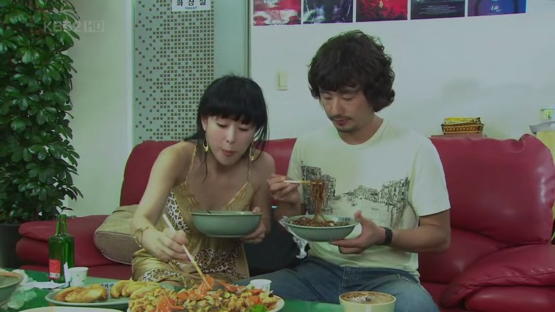 [얼렁뚱땅흥신소] 유독 중국음식 먹방이 많이 나오는 드라마 | 인스티즈
