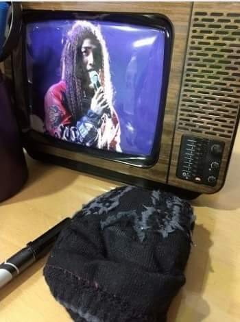 여자아이돌의 양말을 얻게된 한 남자의 사용법 | 인스티즈