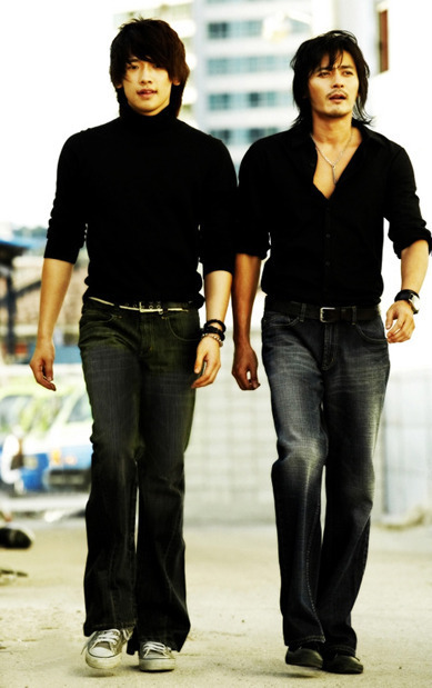 이형은 어깨도 가졌네 ㄷㄷ | 인스티즈