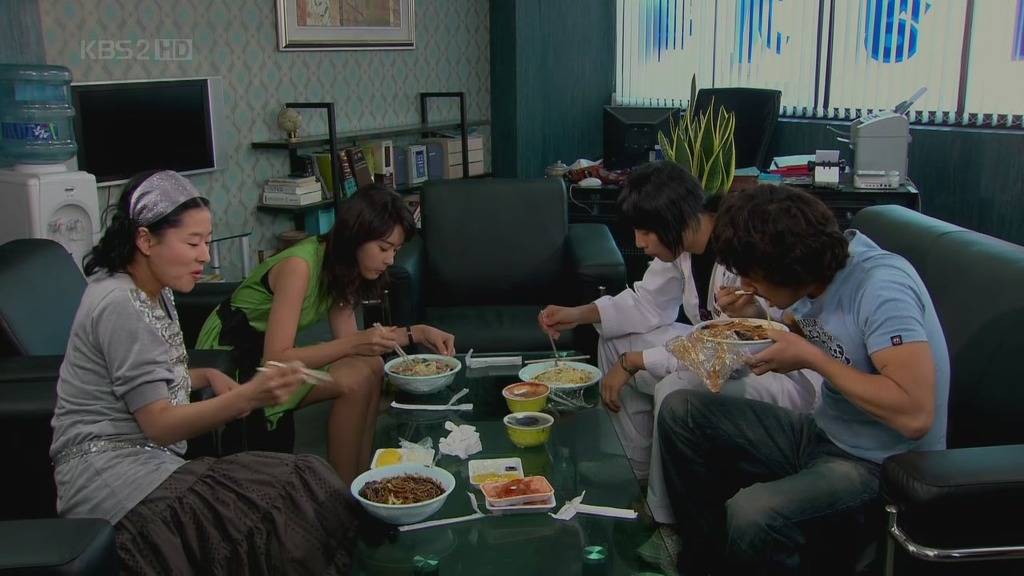 [얼렁뚱땅흥신소] 유독 중국음식 먹방이 많이 나오는 드라마 | 인스티즈