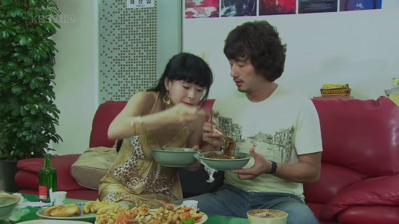 [얼렁뚱땅흥신소] 유독 중국음식 먹방이 많이 나오는 드라마 | 인스티즈