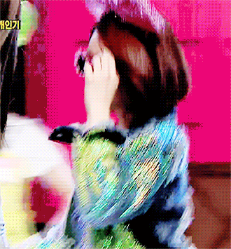 [트와이스] 레파토리가 떨어져서 걍 올려보는 막내 채영이 짤 | 인스티즈