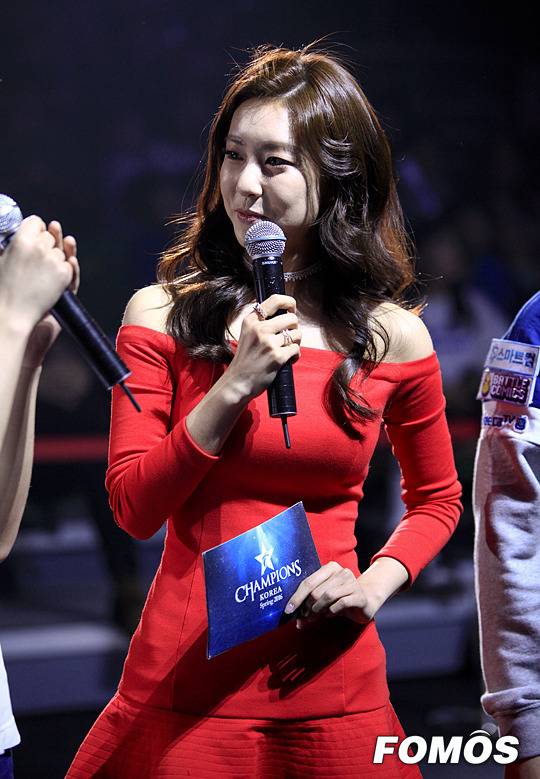 [LOL] 롤챔스 결승전 조은정 의상.jpg | 인스티즈