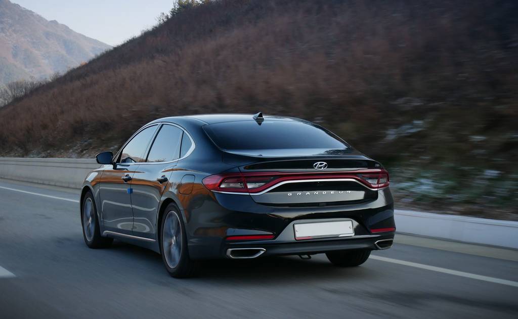 현대 신형 엑센트 vs 아반떼 vs 쏘나타 vs 그랜져 디자인 대결 [데이터주의] | 인스티즈