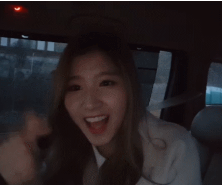 [트와이스] 미나토자키 사나.gif | 인스티즈
