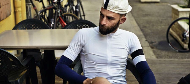 한강 교복이라 불리는 - 자전거 의류 ㄷㄷㄷ | 인스티즈