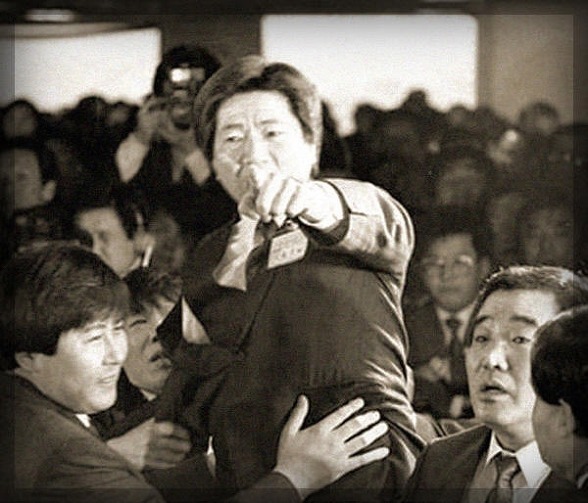 대통령의 눈물 - 2006년 8월 27일 청와대 비공식 오찬 | 인스티즈