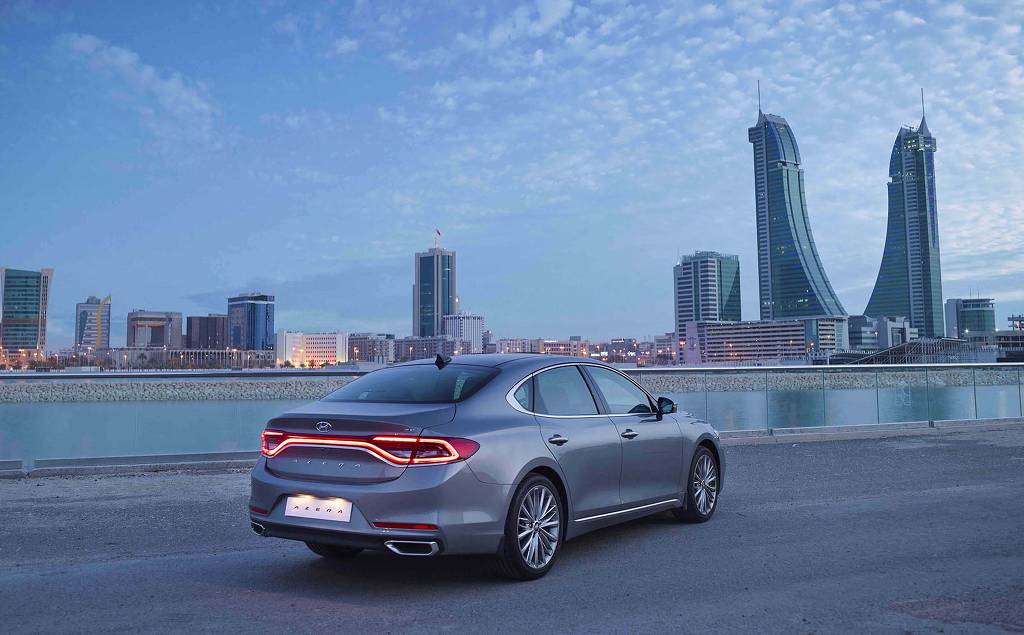 현대 신형 엑센트 vs 아반떼 vs 쏘나타 vs 그랜져 디자인 대결 [데이터주의] | 인스티즈