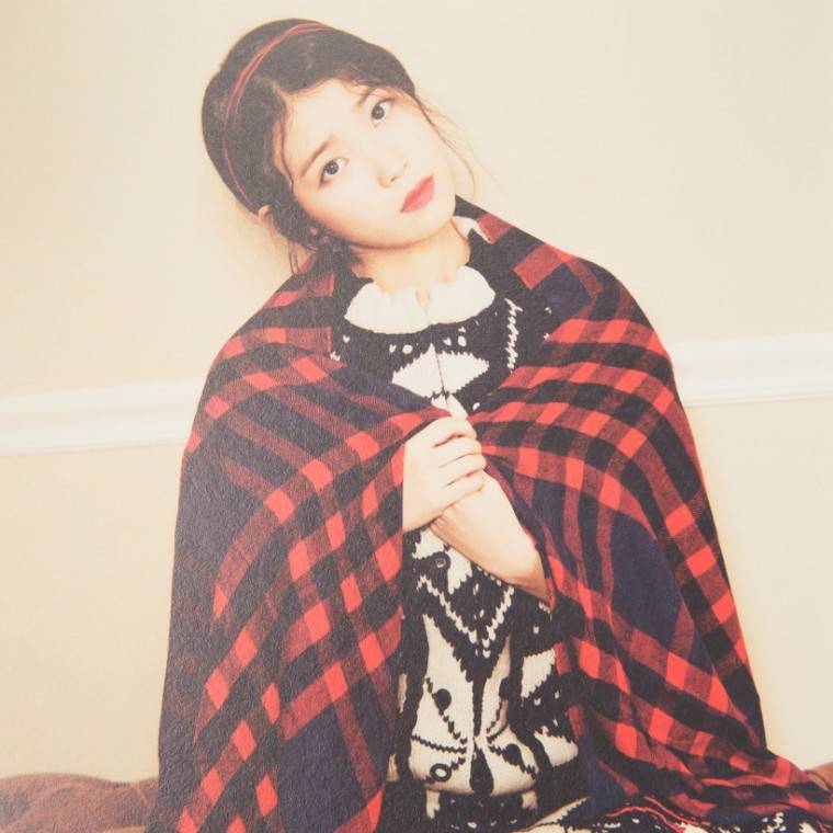 아이유 (IU) 2016년 달력 | 인스티즈