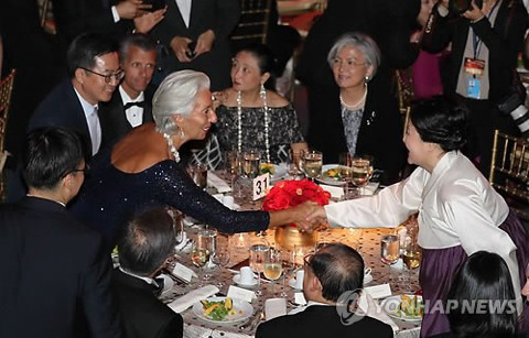 문프 세계시민상 수상.jpg | 인스티즈