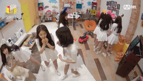 오마이걸의 실세갑 막내 아린이 | 인스티즈