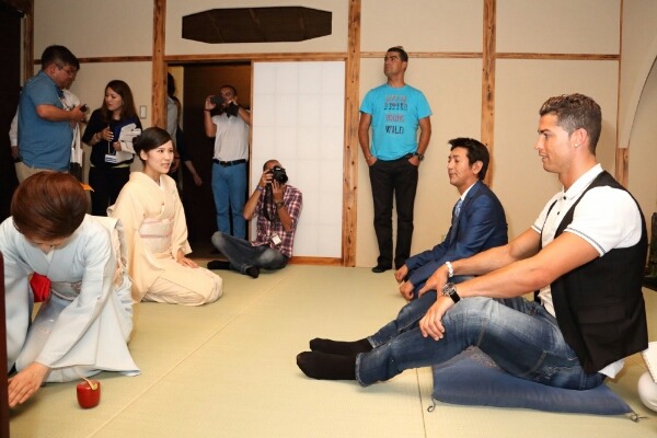 일본에서 차마시는 우리형 | 인스티즈