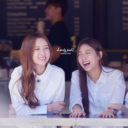 러블리즈 지애랑 예인이 사진,움짤 | 인스티즈