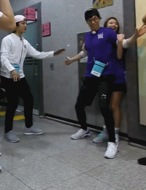 [트와이스] 채영이 보호해주는 유느님 | 인스티즈