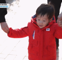 [슈퍼맨이돌아왔다] 낯선 누나 손 잡아주는 서언이 ㅋㅋㅋㅋㅋㅋㅋ | 인스티즈