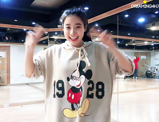 에이프릴 고3 현주.gif | 인스티즈