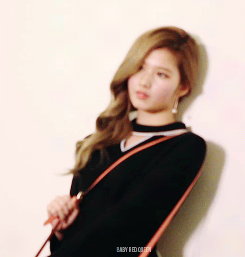 트와이스 사나.gif | 인스티즈