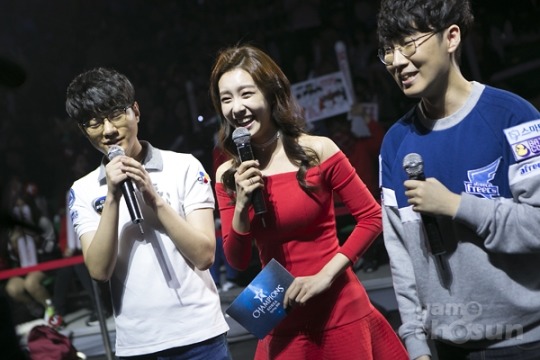 [LOL] 롤챔스 결승전 조은정 의상.jpg | 인스티즈