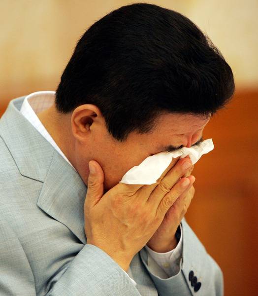 대통령의 눈물 - 2006년 8월 27일 청와대 비공식 오찬 | 인스티즈