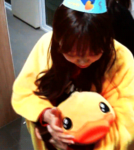 여동생같이 괴롭히고 싶은 여자아이돌 | 인스티즈