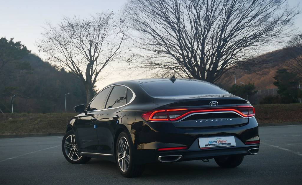 현대 신형 엑센트 vs 아반떼 vs 쏘나타 vs 그랜져 디자인 대결 [데이터주의] | 인스티즈