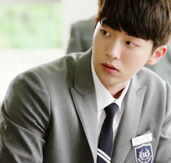 나이 어린 여자들이 전형적으로 좋아하는 남자 외모.jpg | 인스티즈