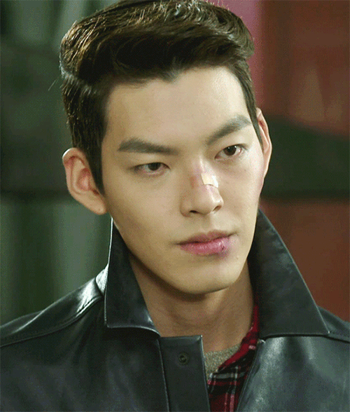 [최영도X차수현] 김우빈은 첫눈에 반해서 인생 베팅하고 난리치는데 김혜수는 애샛기 보듯하면서 관심 1도 없는거.jpg | 인스티즈