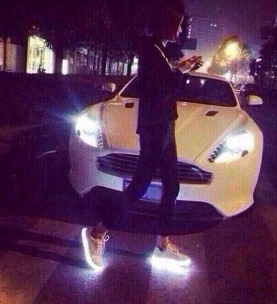 대륙에서 유행한 신발 | 인스티즈