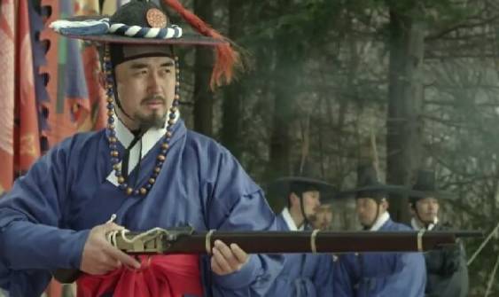 사극매니아들 사이에서 갓스트라로 불리는 엑스트라계의 최수종! | 인스티즈