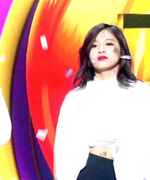 트와이스) 뮤뱅 TT 쯔위 움짤 | 인스티즈