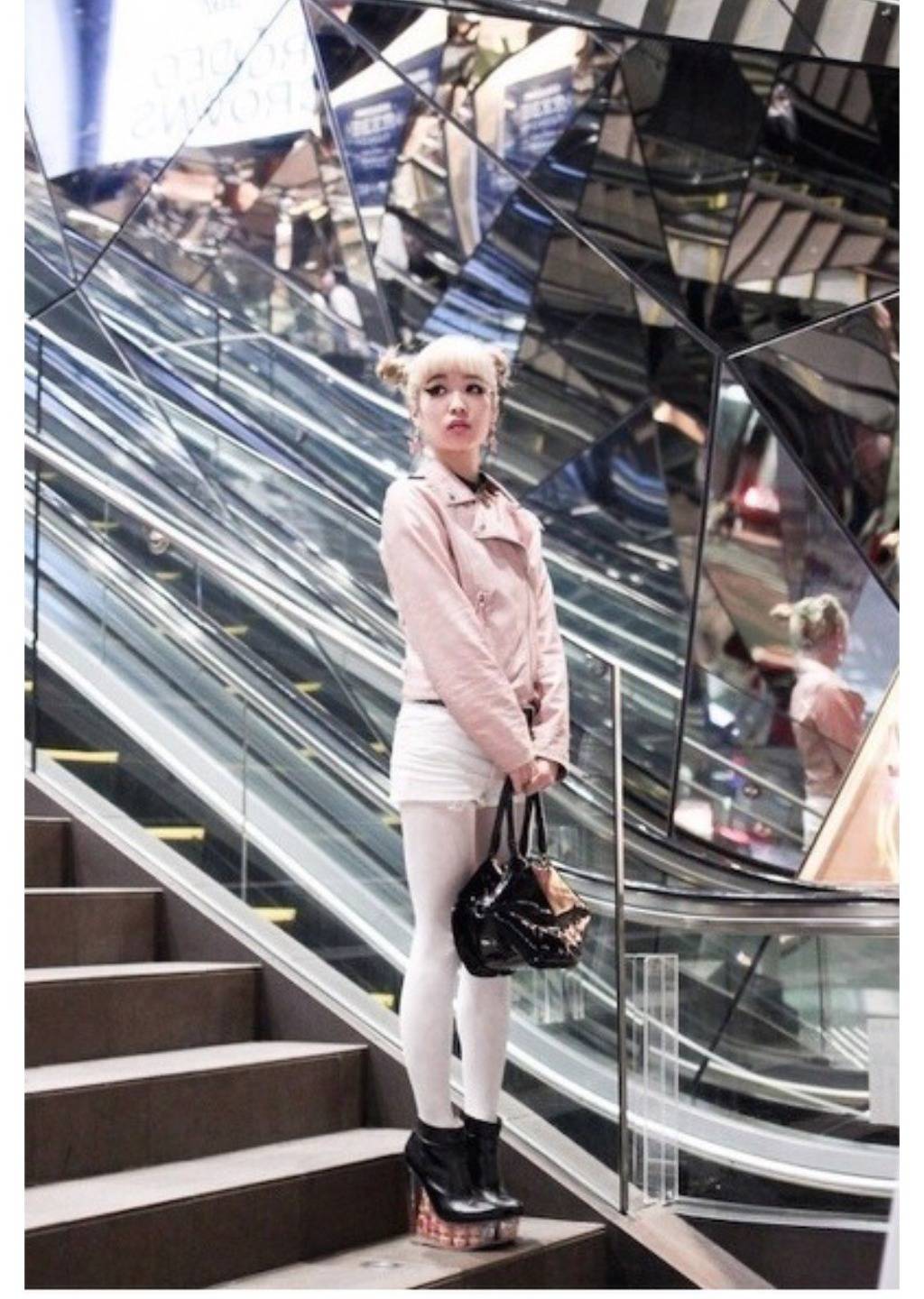 일본에서 한 때 유행했던 특이한 구두 | 인스티즈