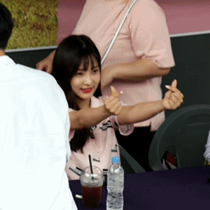 [다이아] 뜬금없이 올리고싶은 제니.. | 인스티즈