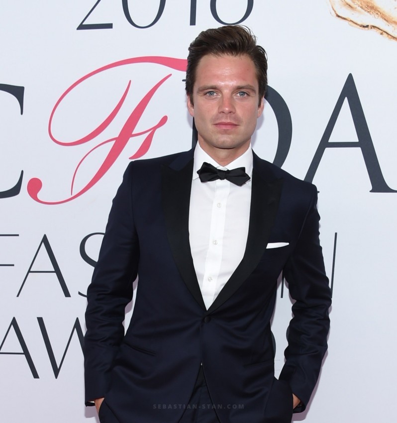 [세바스찬스탠] 패션디자이너협회 시상식에 온 모습 | 인스티즈