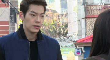 [최영도X차수현] 김우빈은 첫눈에 반해서 인생 베팅하고 난리치는데 김혜수는 애샛기 보듯하면서 관심 1도 없는거.jpg | 인스티즈