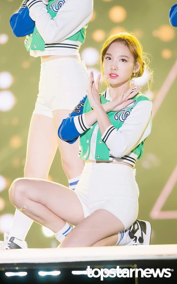 어제자 트와이스 콘서트 | 인스티즈