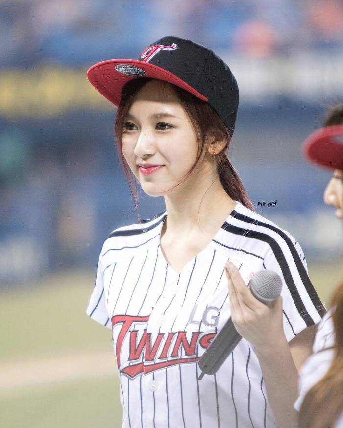 트와이스 채영 덕후.gif | 인스티즈